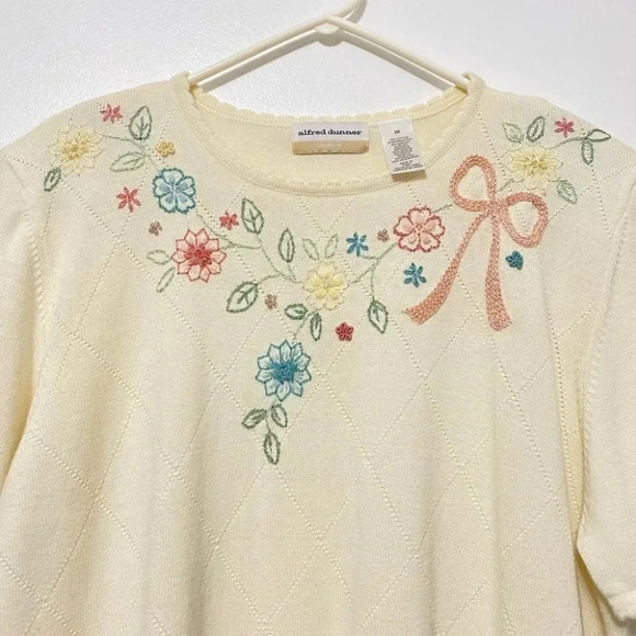 Vintage - Alfred Dunner Embroidered Short Sleeve Sweater - Picture 3 of 9